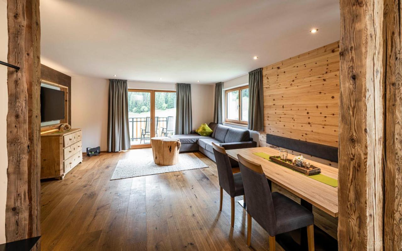 Unterlutaschg-Chalet Appartement Am Hof Slingia ภายนอก รูปภาพ