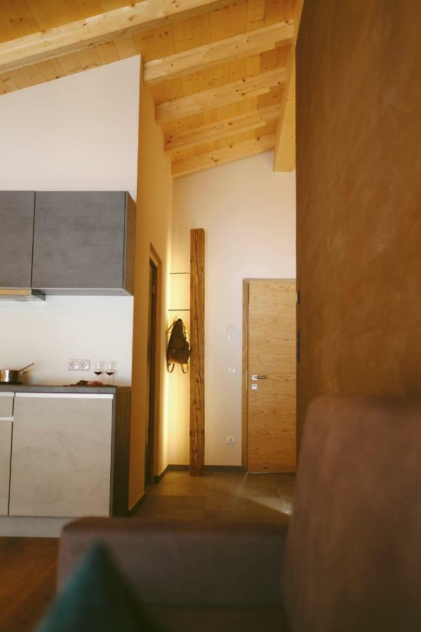 Unterlutaschg-Chalet Appartement Am Hof Slingia ภายนอก รูปภาพ